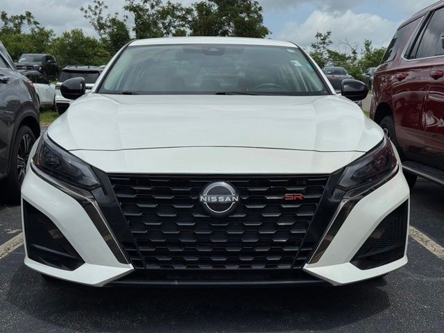 Used 2023 Nissan Altima Sedan