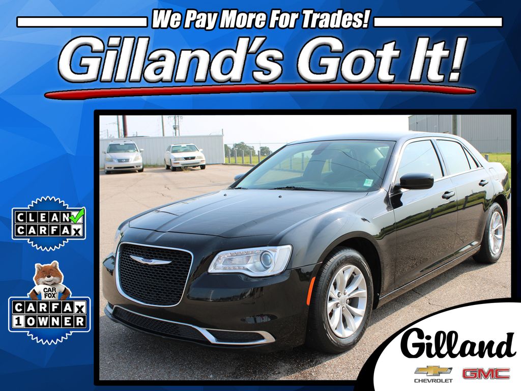Gloss Black 2019 Chrysler 300 Sedan Rear-Wheel Drive 8-Speed Automatic