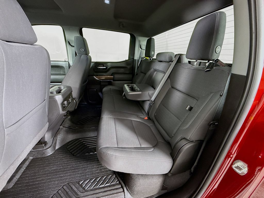 Thumbnail: 2021 Chevrolet Silverado 1500 - 22