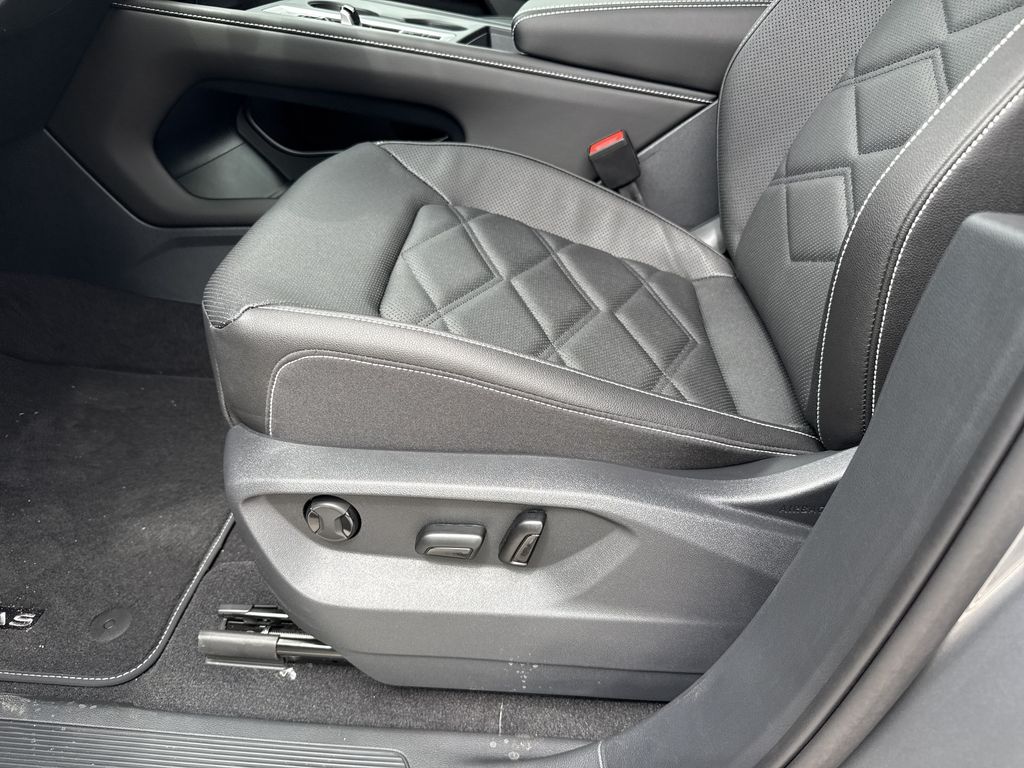 2026 Volkswagen Atlas 2.0T SE Silver at DeMontrond Auto Country
