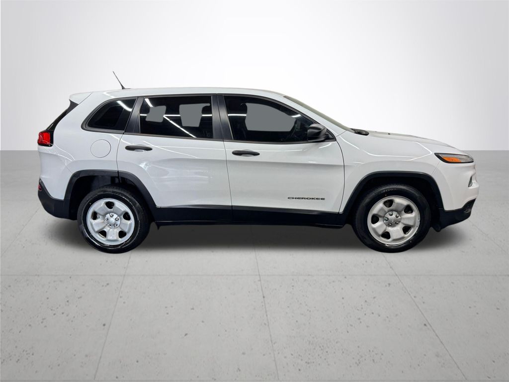 2016 Jeep Cherokee Sport