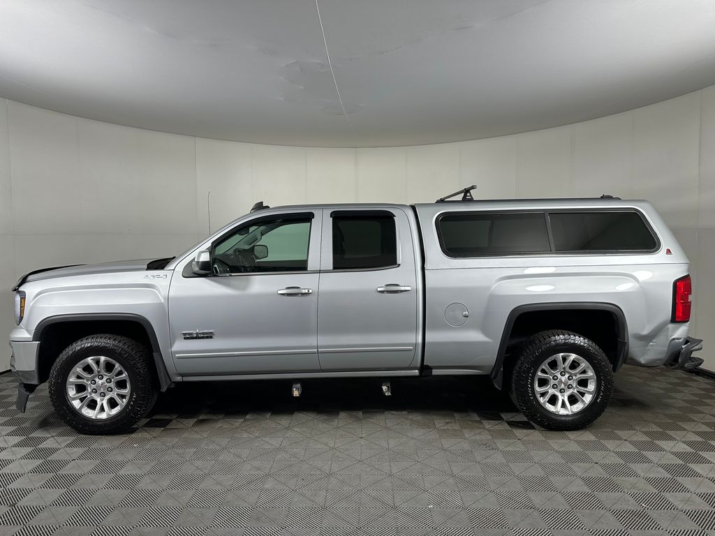 Photo 2 of 2017 GMC Sierra 1500 SLE