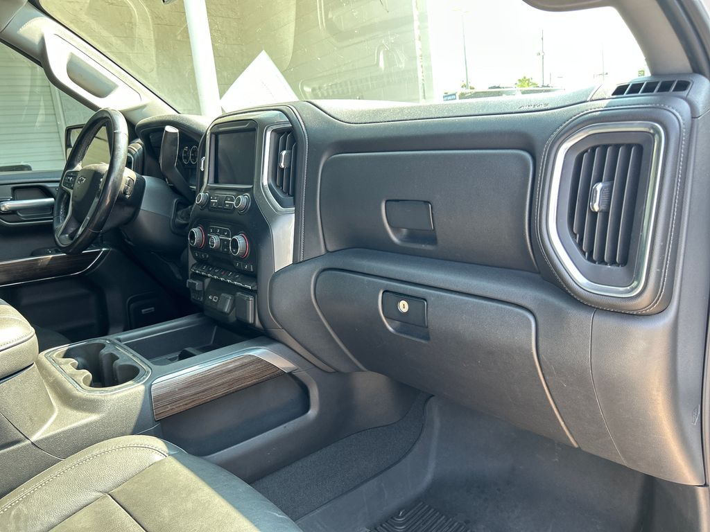 2019 Summit White Chevrolet Silverado 1500 RST 4X4 Truck
