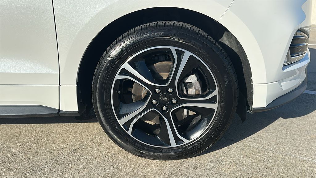2023 Ford Edge ST White at North Houston Mitsubishi