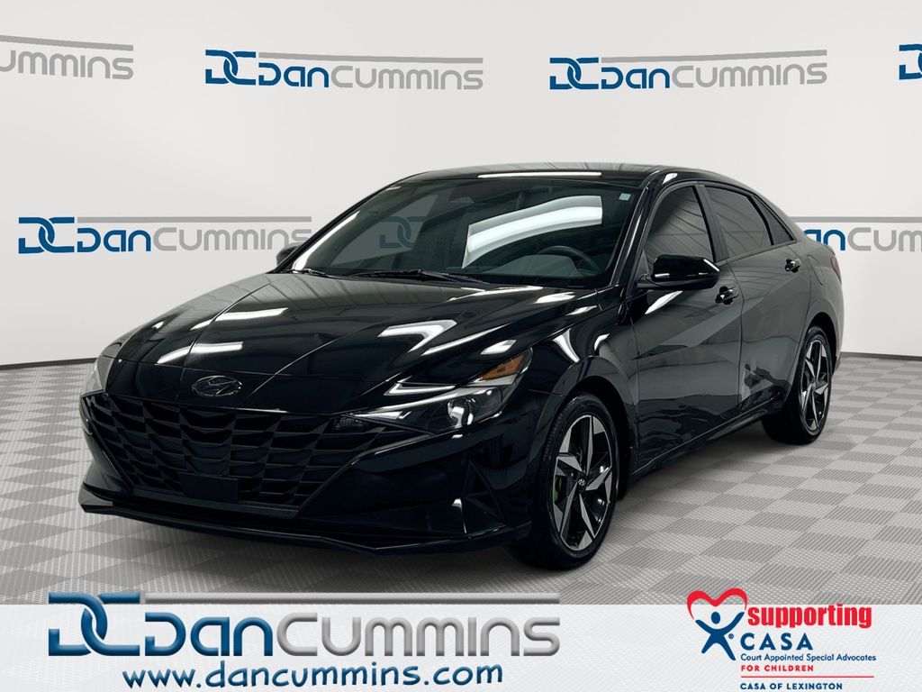 Onyx Black 2023 Hyundai Elantra Sedan Front-Wheel Drive Continuously Variable Transmission