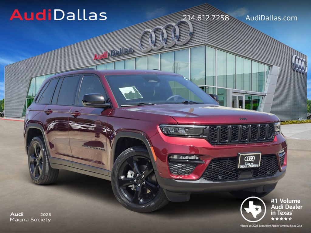 Velvet Red Pearlcoat 2025 Jeep Grand Cherokee SUV / Crossover Four-Wheel Drive 8-Speed Automatic