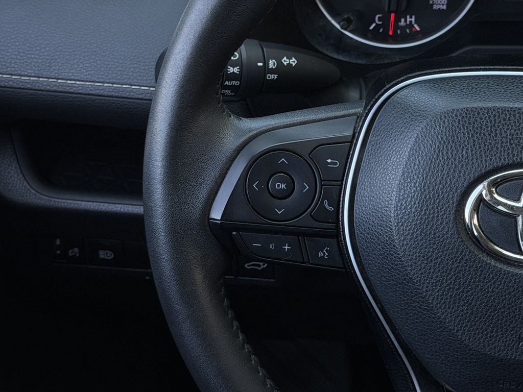 Used 2021 Toyota RAV4 SUV