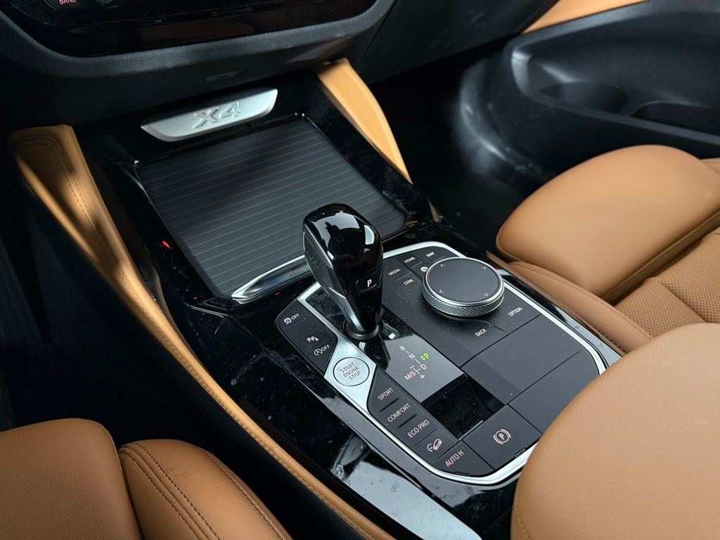 2023 BMW X4 xDrive30i 15