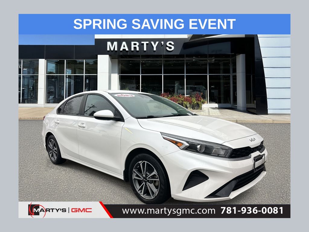 Snow White Pearl 2023 Kia Forte LXS FWD Sedan Front-Wheel Drive Continuously Variable Transmission