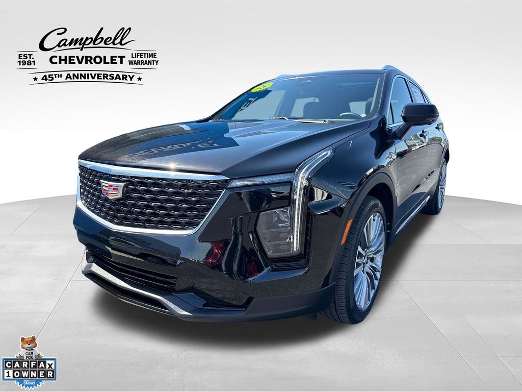 2025 Cadillac XT4 Premium Luxury AWD