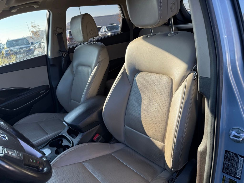 Thumbnail: 2013 Hyundai Santa Fe - 7