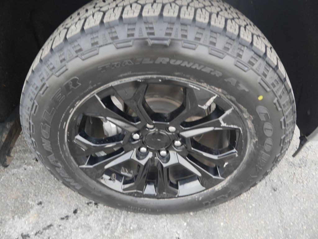 Thumbnail: 2023 Chevrolet Silverado 1500 - 15