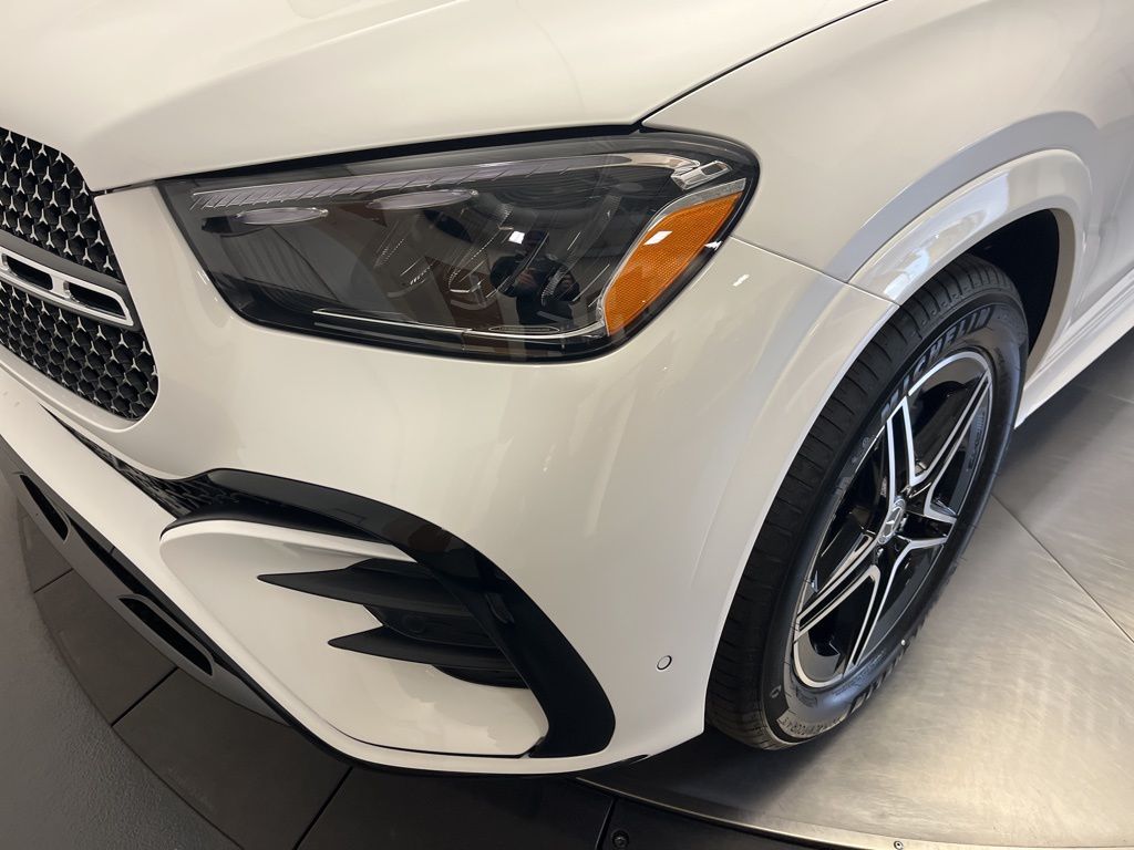 Thumbnail: 2026 Mercedes-Benz GLE - 9