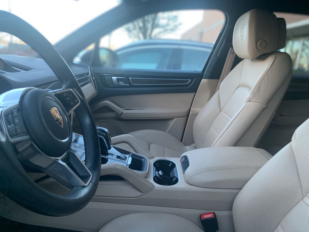 Thumbnail: 2023 Porsche Cayenne - 5