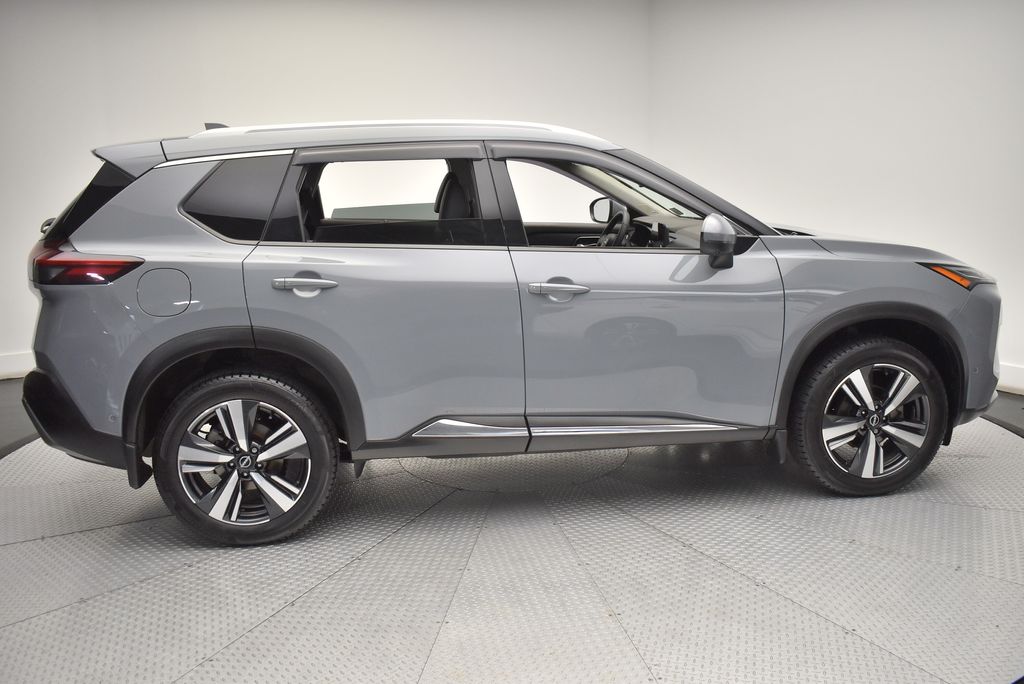 2023 Nissan Rogue Platinum 4