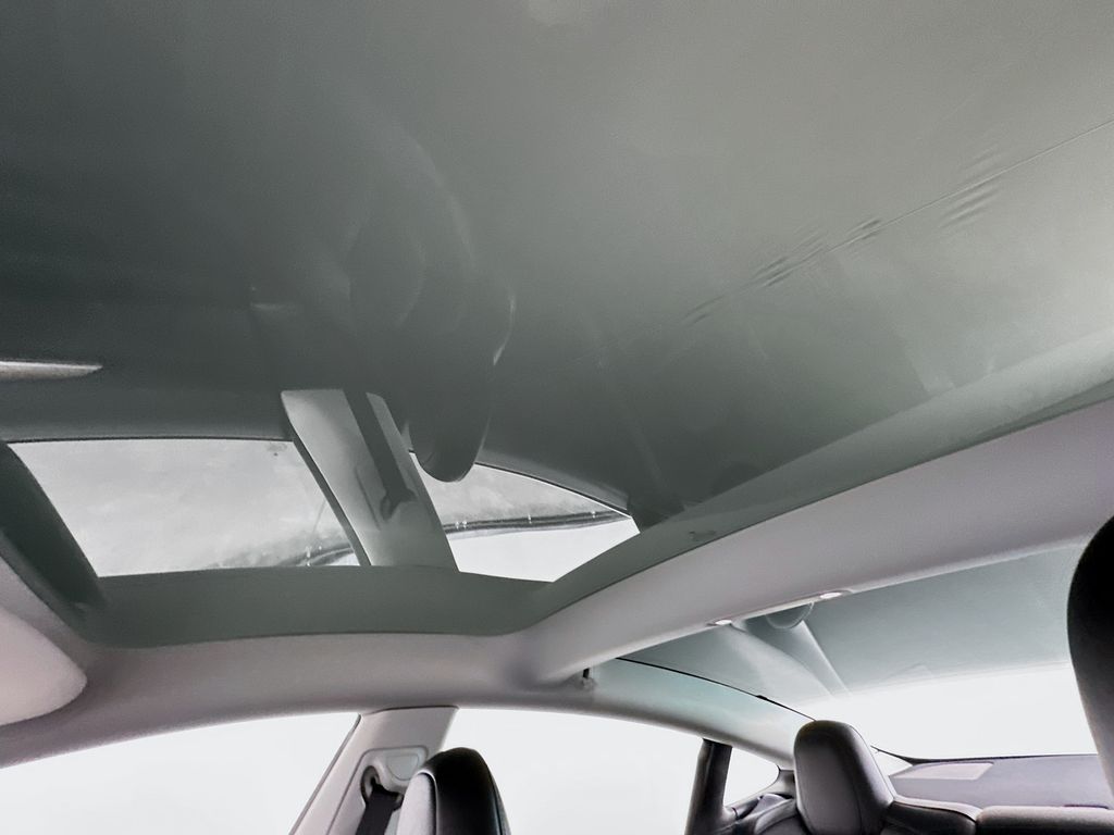 TeslaModel 321