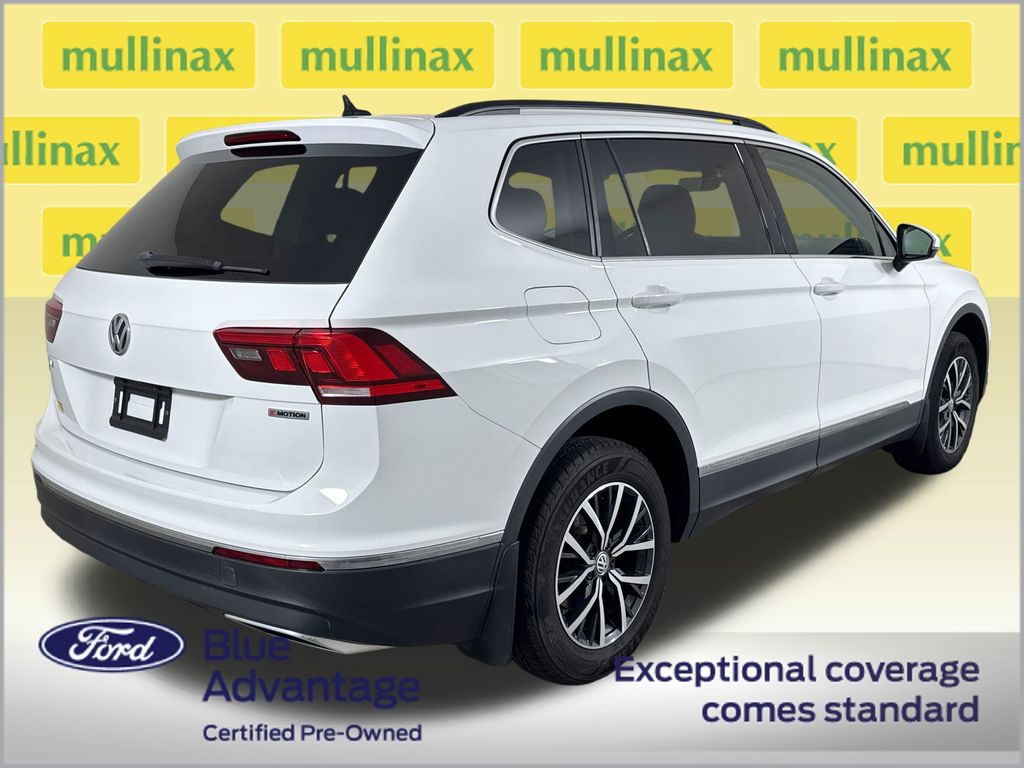 Certified Used 2020 White Volkswagen 2.0T SE image 4