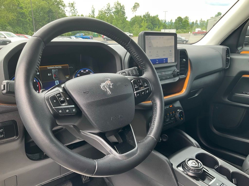 Used 2023 Silver Ford Badlands image 21
