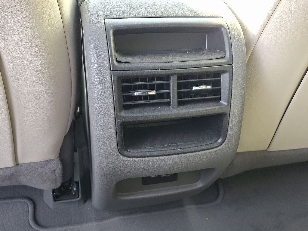 Thumbnail: 2021 Cadillac XT5 - 11