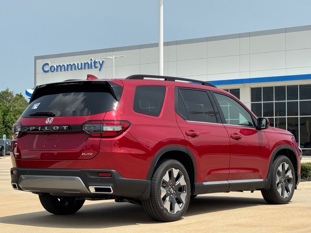 2026 Honda Pilot Elite Red at Community Honda