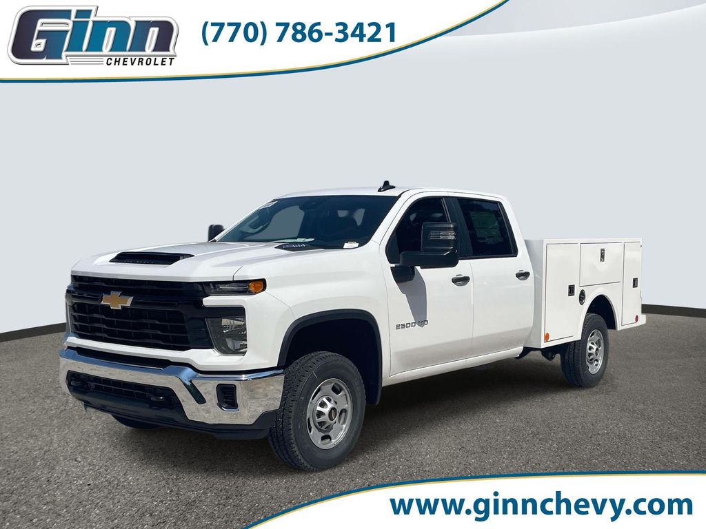 Summit White 2026 Chevrolet Silverado 2500HD Pickup Truck Four-Wheel Drive Automatic