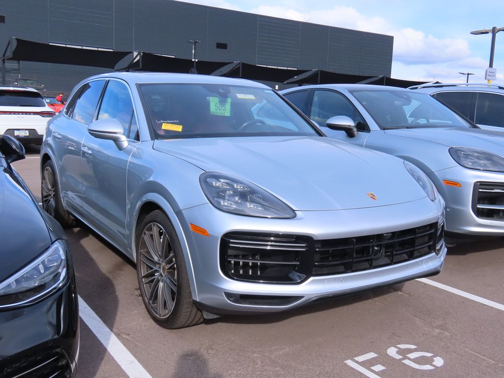 Thumbnail: 2019 Porsche Cayenne - 1
