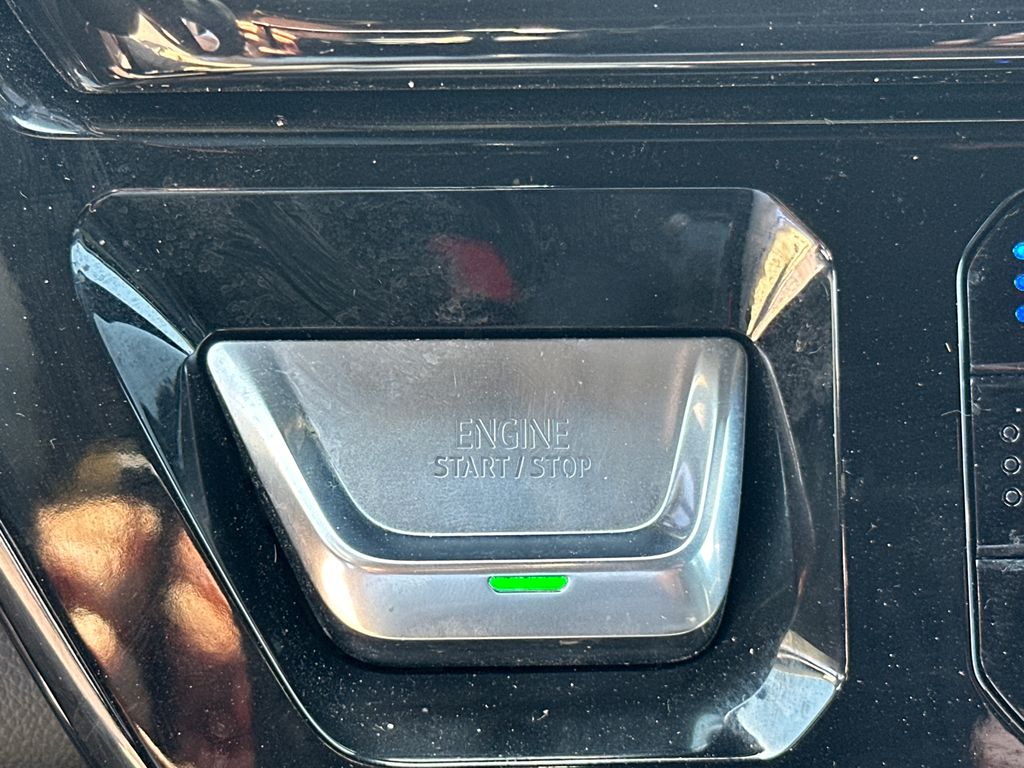 Used 2024 Black GMC AT4 image 30