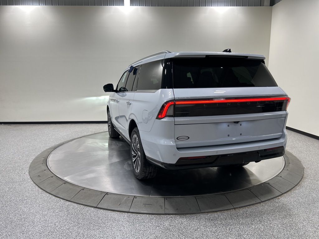 new 2026 Lincoln Navigator car, priced at $124,725