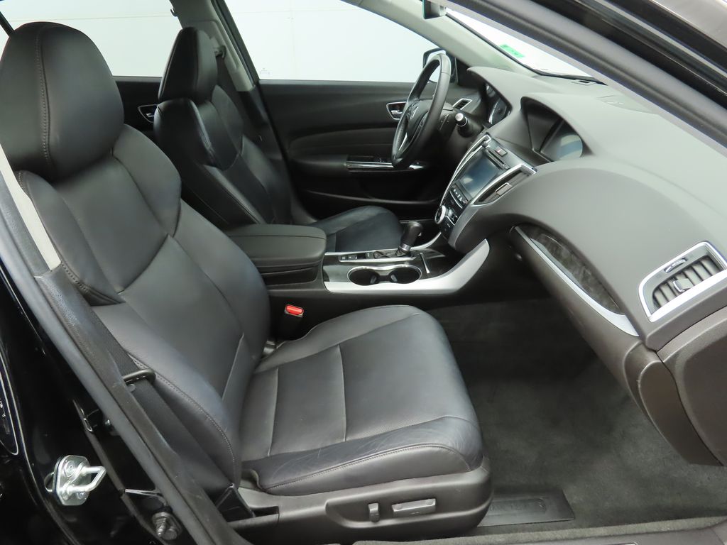 Thumbnail: 2018 Acura TLX - 20