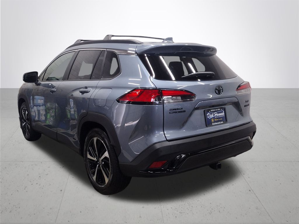 2023 Toyota Corolla Cross Hybrid XSE