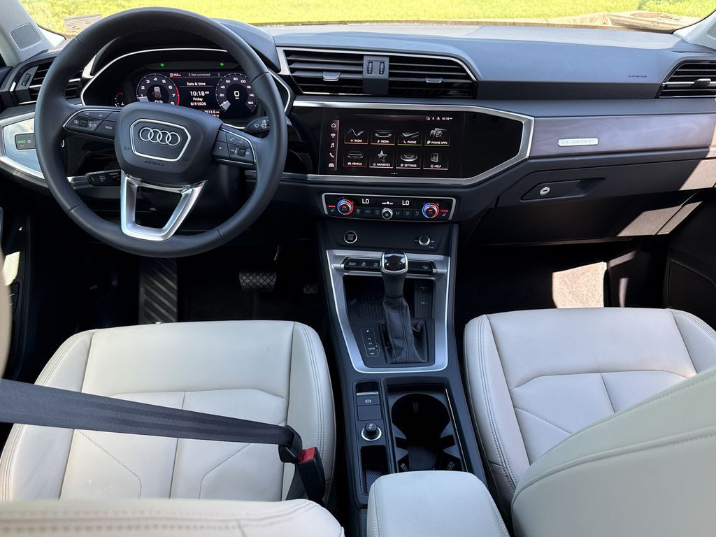Thumbnail: 2023 Audi Q3 - 21