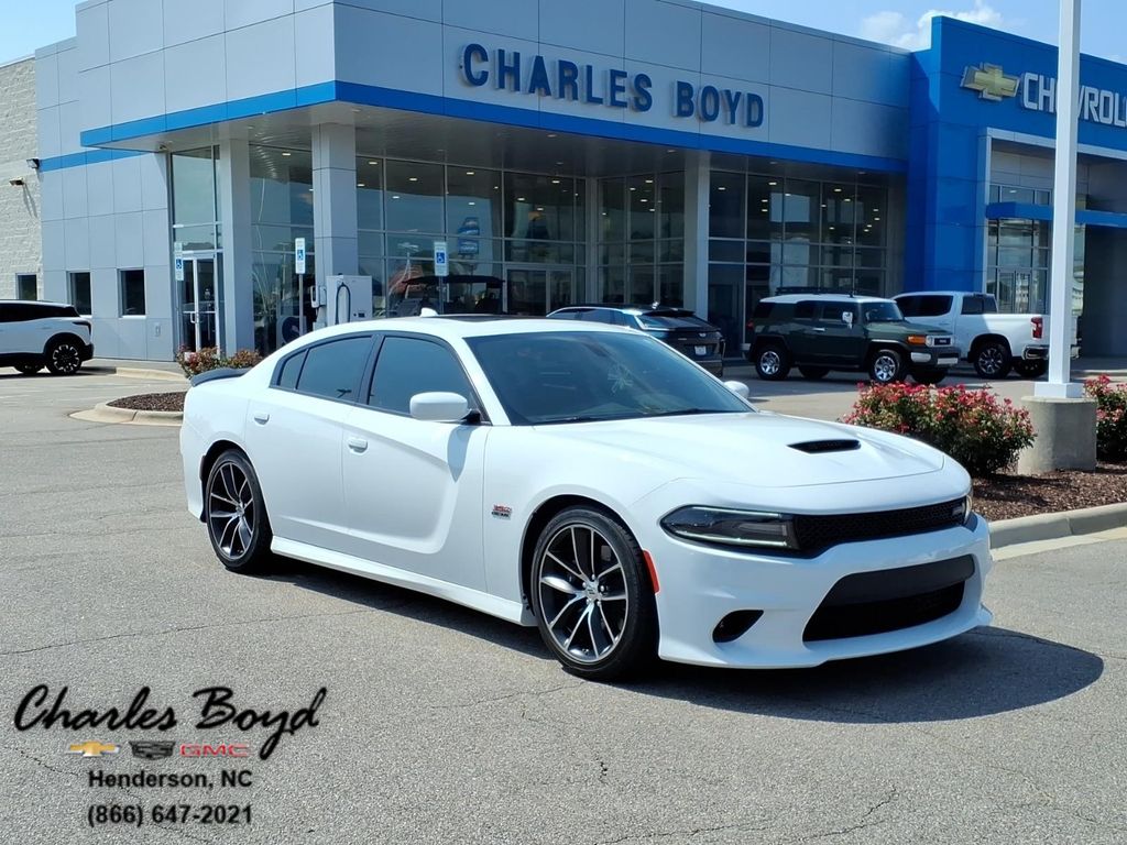 White Knuckle Clearcoat 2018 Dodge Charger Sedan Rear-Wheel Drive 8-Speed Automatic
