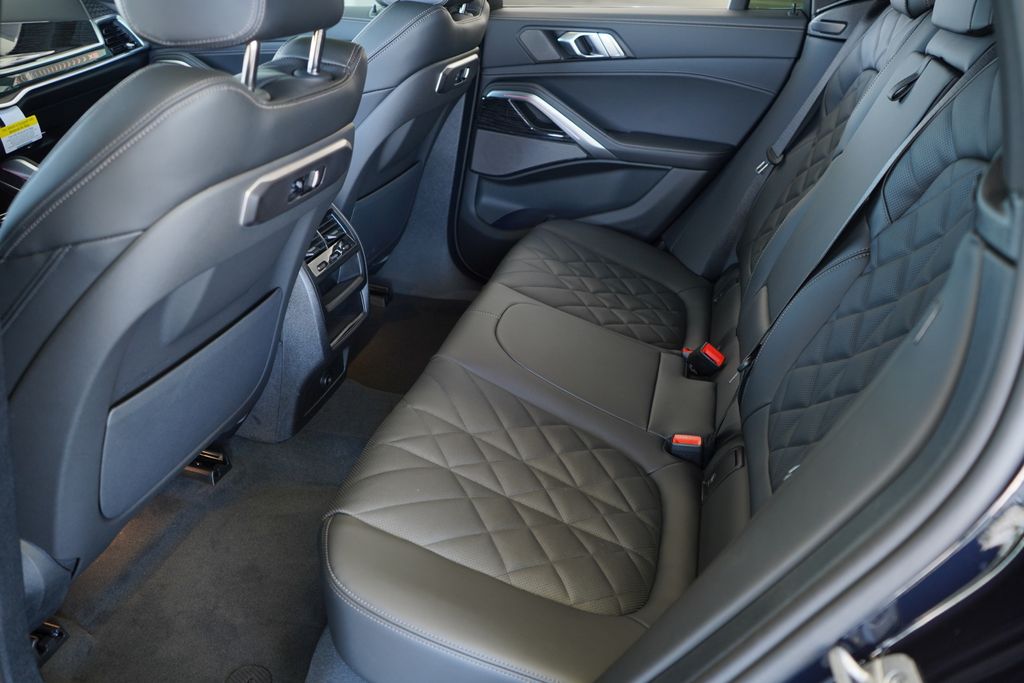 Thumbnail: 2026 BMW X6 - 20