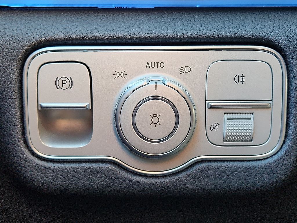 Thumbnail: 2025 Mercedes-Benz GLE - 26