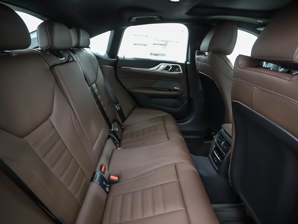 Thumbnail: 2026 BMW 4 Series - 27