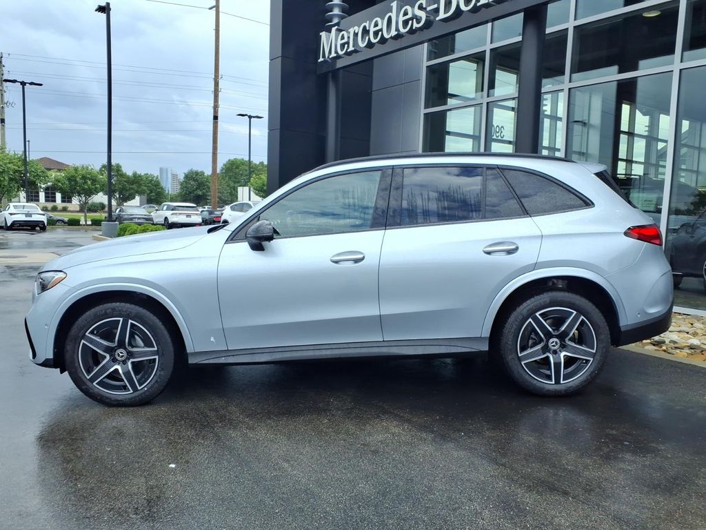 New 2026 Cirrus Silver Metallic Mercedes-Benz GLC 300 image 3