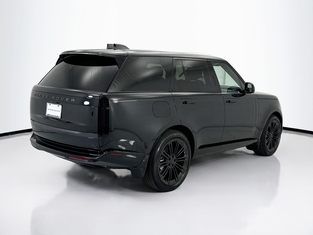 Thumbnail: 2026 Land Rover Range Rover - 5
