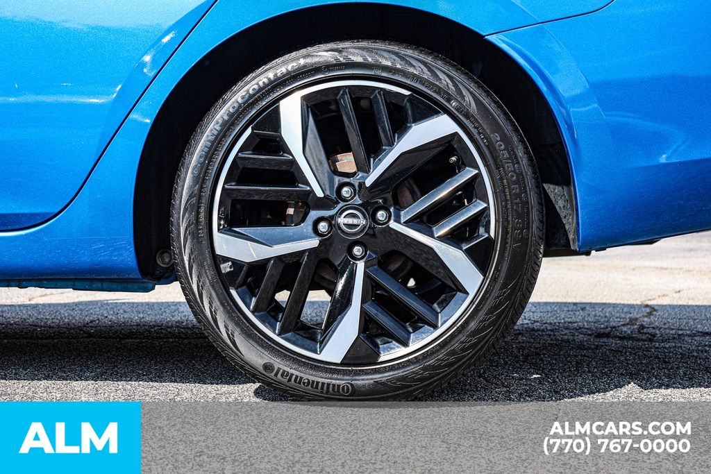 Used 2024 Blue Nissan 1.6 SR image 17