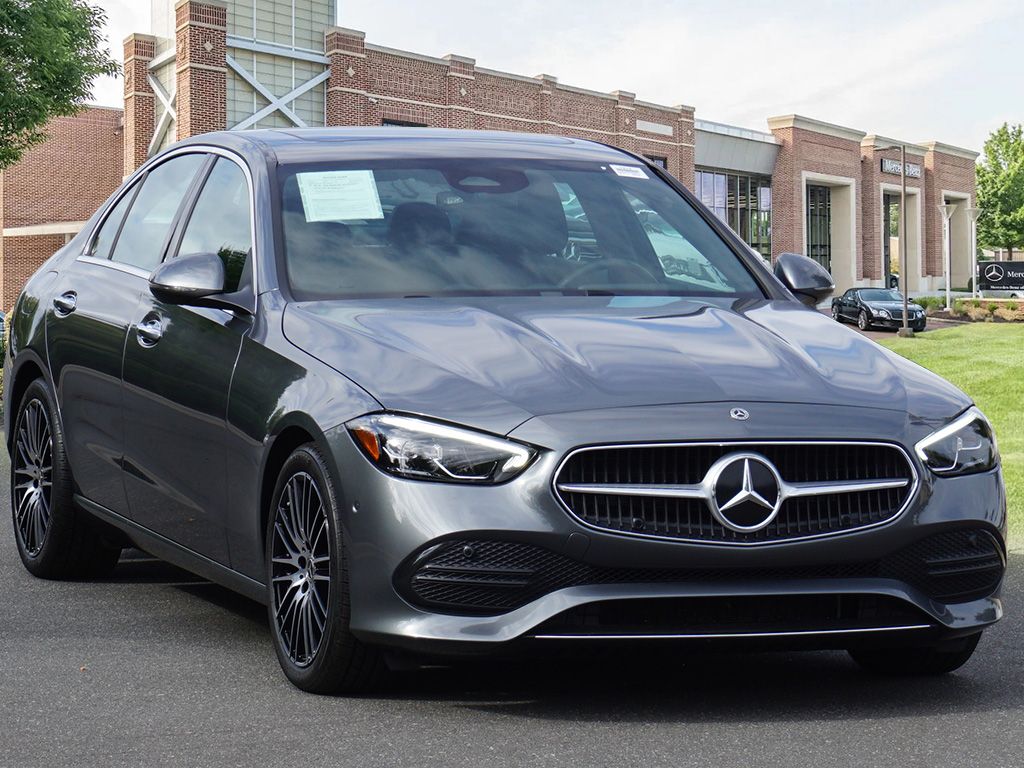 Thumbnail: 2024 Mercedes-Benz C-Class - 3