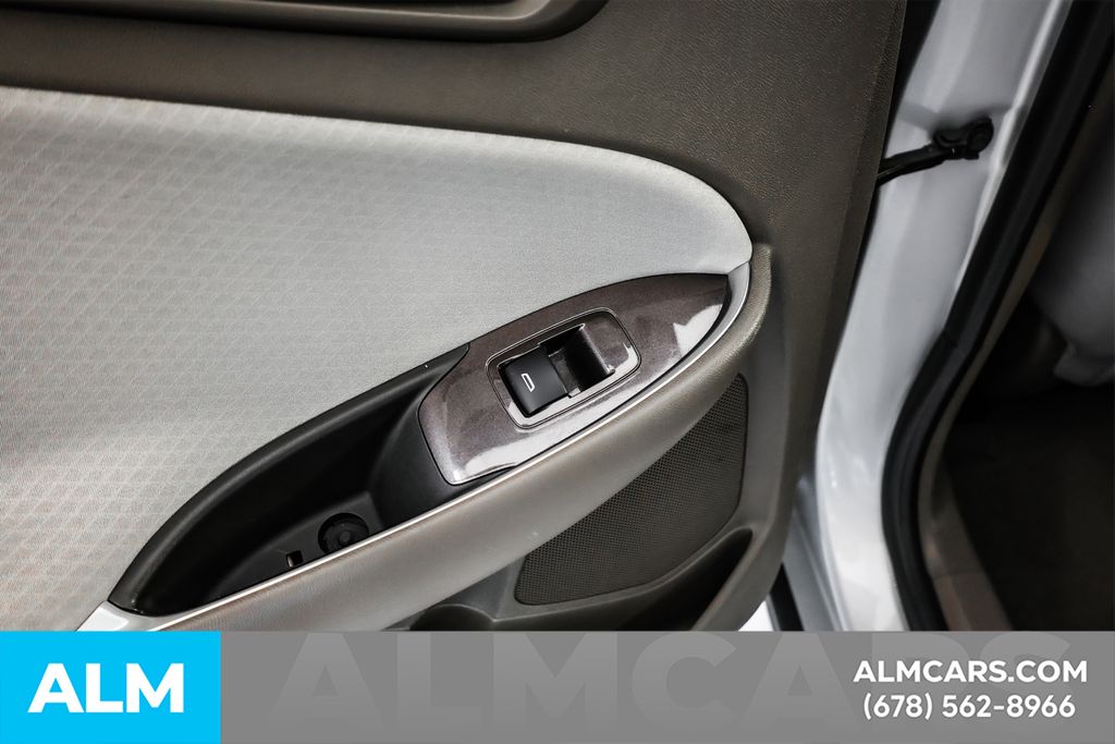 Used 2021 Silver Chevrolet LT image 48