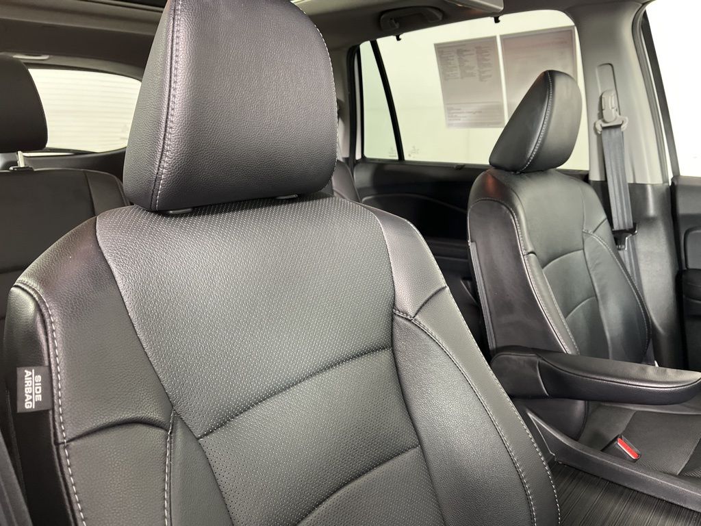 Thumbnail: 2021 Honda Pilot - 12