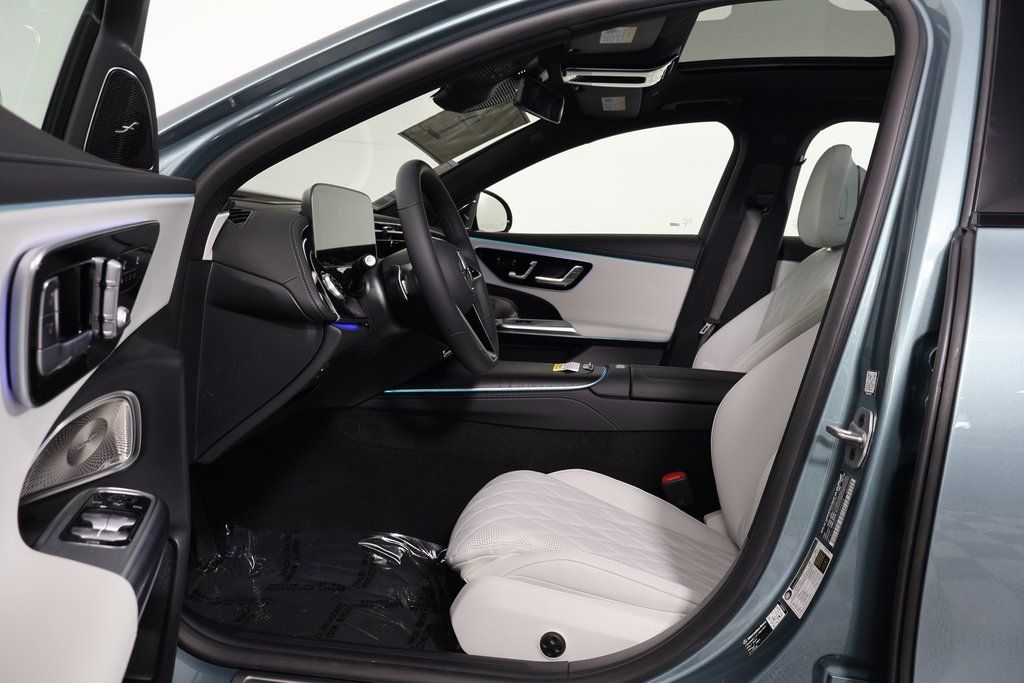 Thumbnail: 2026 Mercedes-Benz E-Class - 5