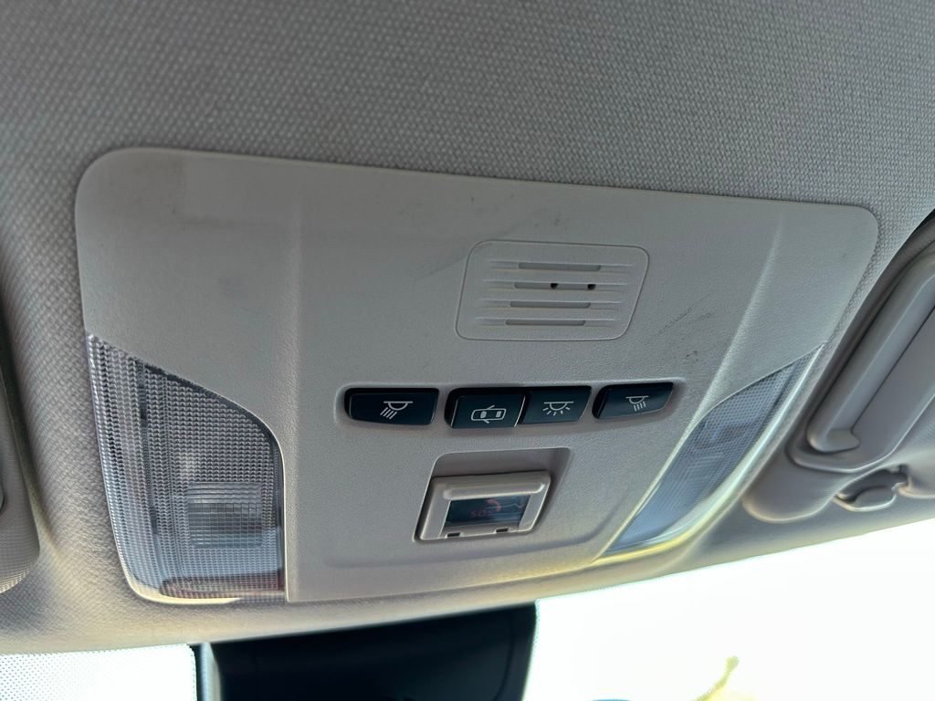 Thumbnail: 2022 Toyota Corolla - 27