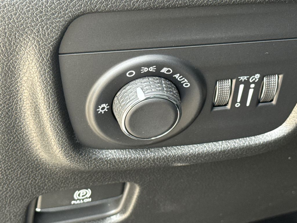 New 2026 Jeep Grand Cherokee SUV
