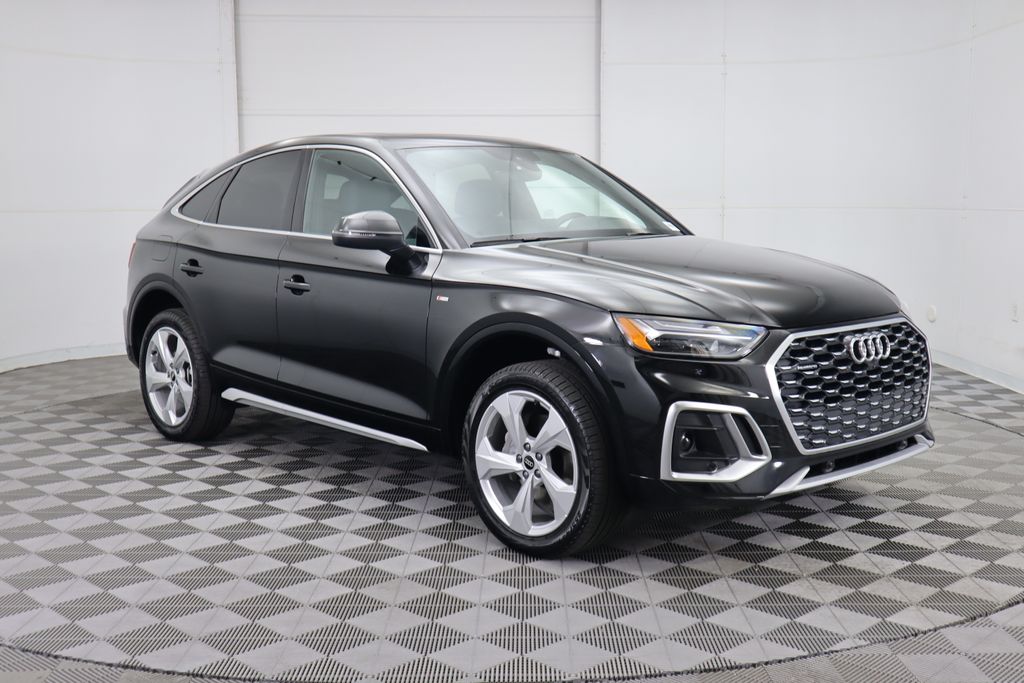 Thumbnail: 2025 Audi Q5 - 4