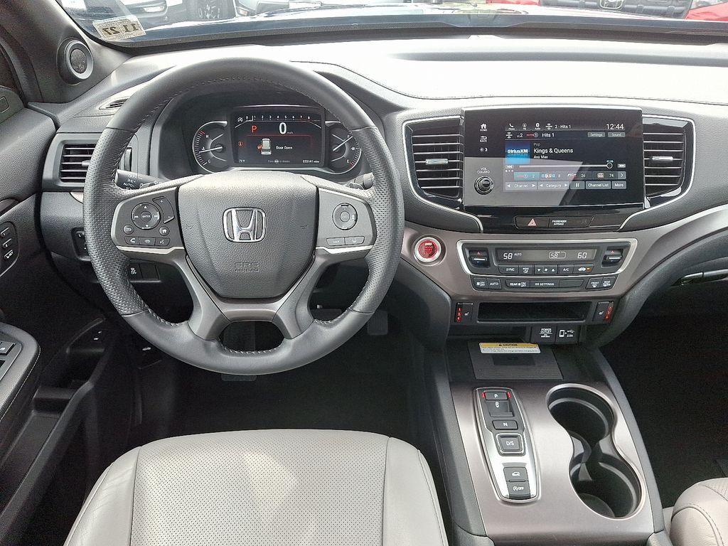 Thumbnail: 2022 Honda Passport - 12
