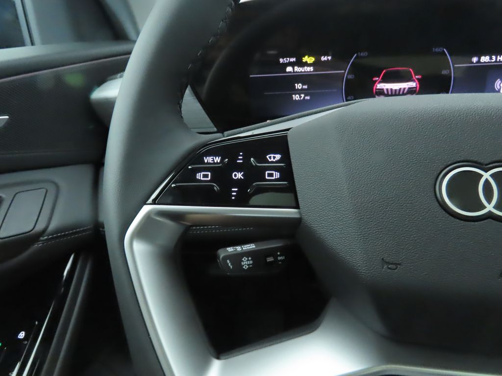 2025 Audi Q6 e-tron Premium 12