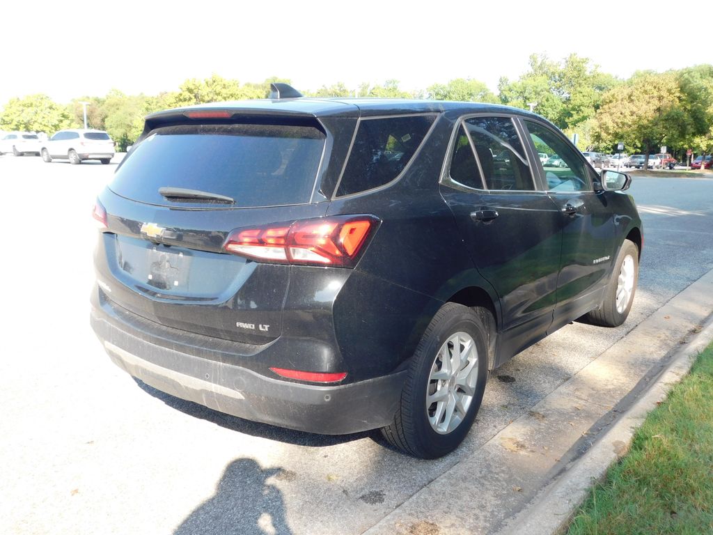 Thumbnail: 2024 Chevrolet Equinox - 4