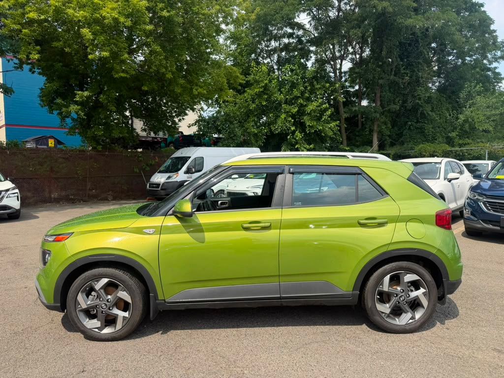 Used 2023 Hyundai Venue SUV