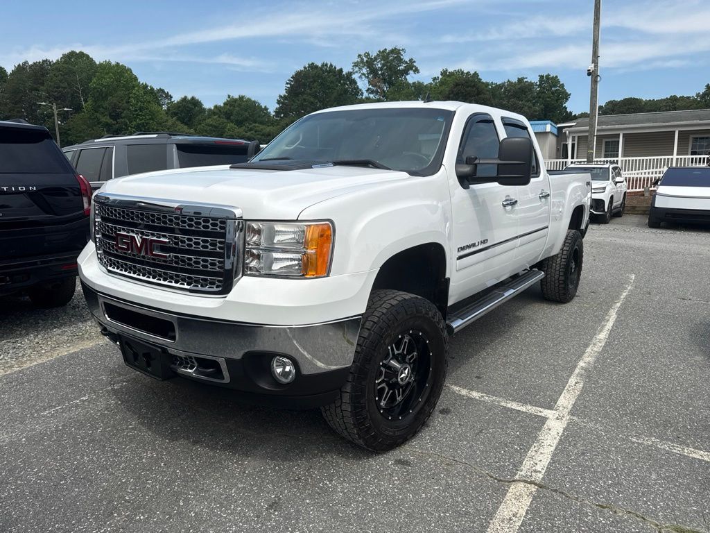 2013 GMC Sierra 4WD Crew Cab Standard Box's photo